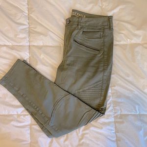 American Eagle pants